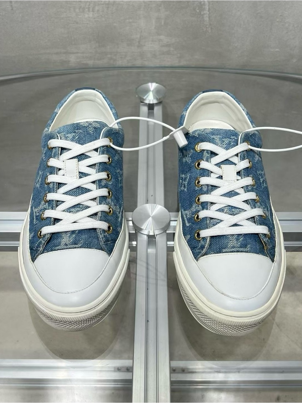 Louis Vuitton Blue Denim Low-Top Sneakers with White Toe